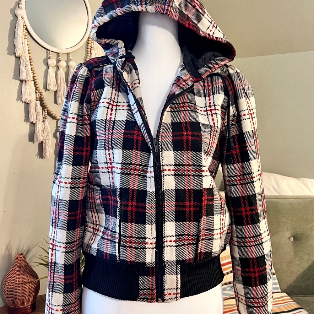 ❌ SOLD ❌ PLAID JACKET